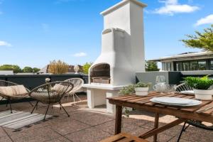 Flatista Homes - Penthouse with Rooftop Gym, Munchen