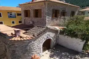 Dafnon Stone House, Leonidion