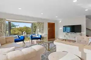 Not usually available – Lucky U! Guest house, Auckland