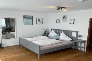 Studio 76 - Apartment zentrale Lage ganze Wohnung, Friedrichshafen