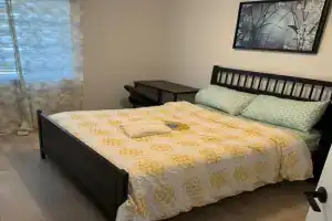 Sunset Place Guest house, Ottawa