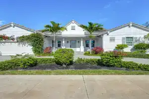 Marco Island Home with Pool and Hot Tub Near Beaches! Guest house, Marco