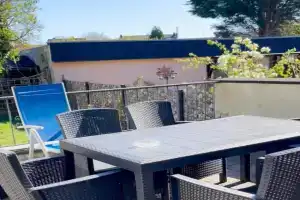 Messe Apartment with 2 bedrooms, Kitchen and Garden, Ratingen