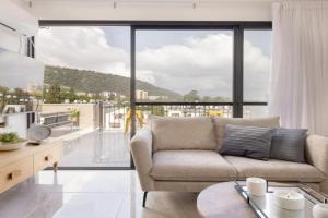 Bahai Gardens Vista Penthouse by Sea N Rent, Haifa