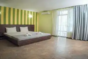 Hotel i Vili Maraya, Tsarevo