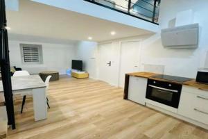 Duplex Apartments, Quimper
