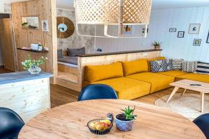 Hacienda Flats - Wunderschöne Ferienwohnungen am Seewald Apartments, Friedrichshafen