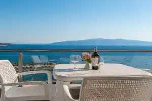 Playa Apartments, Sarande