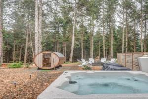 Cozy coastal retreat w/ ocean and forest views Guest house, Lincoln City