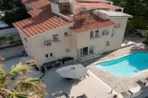 LightHouse Pool Villa, Paphos