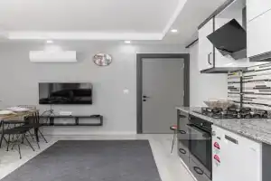 7-Şehir Merkezinde 4 Yatak Odalı Dubleks Daire Apartments, Antalya