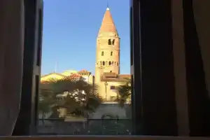 Elegante Appartamento Luxury in centro storico Apartments, Caorle
