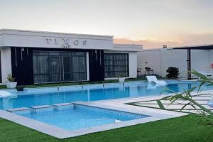 Tixos Farm, Irbid
