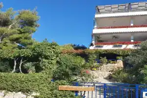 Apartments by the sea - 22397, Betina