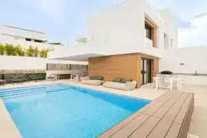 Trito Spaniahome family friendly Guest house, Albir
