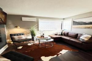 Rustic Elegance & Style 1BR Apartments, London