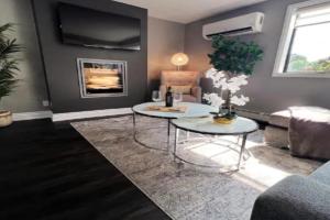 Elegant City Living - 1 BR Apartments, London