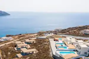 Vibe of Villas, Elia