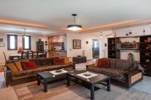 Perfect House in, Spata