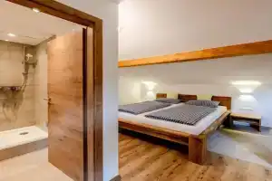 Ferienwohnungen Veronika Wohnung 3 Apartments, Mittenwald