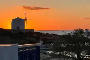 Stelios' Beachfront Retreat Guest house, Parikia