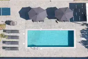 Villa Dana, Ixia