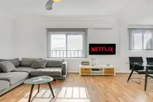 Central Apartment 2 bedrooms Netflix WIFI, GANDIA