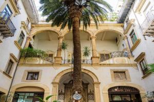 Palazzo Santa Ninfa - Luxury Mansion Apartments, Palermo