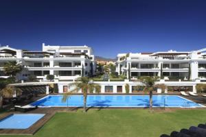 Doncella Beach luxury with ocean view Apartments, Estepona