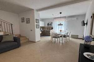 Viola's Charming House, Giarre