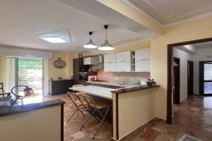 A Casa Di Alice 80 mq 2b 1b, with private garage in Santa Margherita Ligure, Rapallo