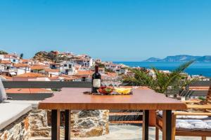 Onar House, Skopelos Town