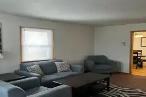 Prime Location Amazing Unit Close to Downtown - 2 queen beds Apartments, Springfield