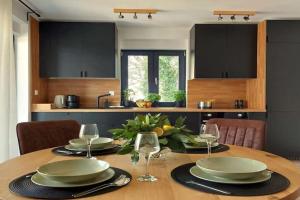 Apartment Victoria - 2 bed apartment with balcony and parking, Cavtat