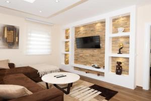 Javorov list LUX Apartments, Chabats