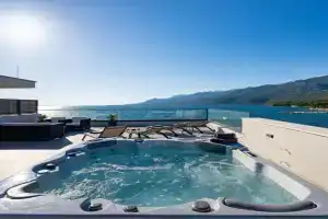 Beach Front Apartment In, Rovanjska