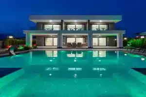 Edem Villa Diamond, Kiris