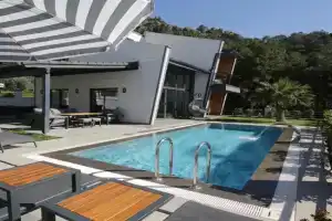 Turuncta Ozel Havuzlu Luks Villa MARİN 2, Icmeler
