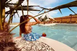 Amo Golden Suites, Chrysi Ammoudia