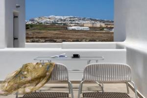 Montrez Studio Santorini, Messaria