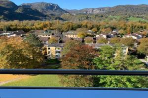 98, Bergblick, 2 Schlafzimmer, Dusche , WC, Küche, Wohnzimmer Apartments, Bad Reichenhall