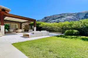 La Villa Degli Artisti, Baja Sardinia