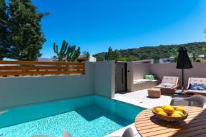 Afesou Suites, Ixia