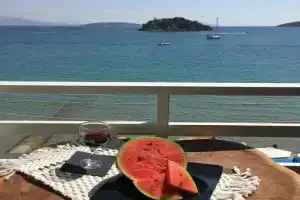 Arcadia Luxury Rooms Seaside Cuisine, Tolo