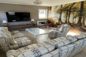 Platzhirsch in mit Garten, 2 Bäder, 3 Schlafzimmer & Küche - gratis Parkplätze Guest house, Bad Hersfeld