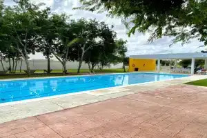 Preciosa casa nueva con 3 recámaras y 3 baños a 7 min del Tren Maya, Cancun