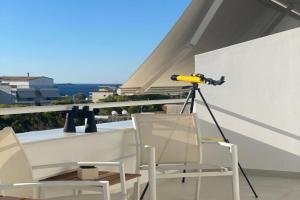 Aphrodite Suite byArtistUnknown Apartments, Vari