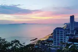 Beautiful 2 Bedroom Seaview Jomtien 18th floor 78sqm พัทยา, Jomtien Beach