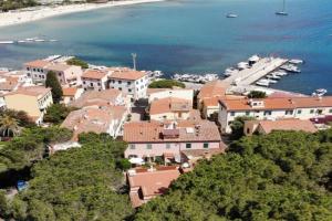 Trilocale Acquamarina - Terrazza vista mare, clima e posto auto Apartments, Campo nell'Elba