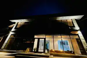 Wood hostel, Osh